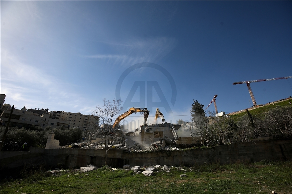 İsrail güçleri Mescid-i Aksa Koruma Müdürü’nün Kudüs’teki evini yıktı