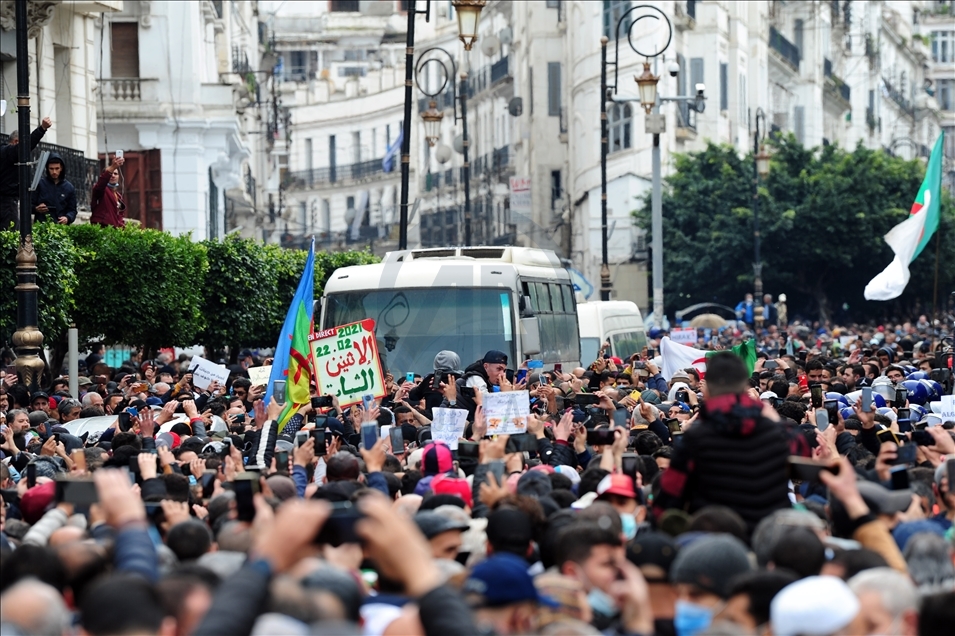 في ذكراه الثانية.. الجزائر تستعيد أجواء الحراك الشعبي