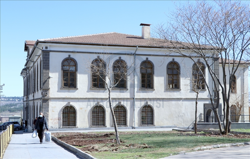 Xwarinên nav û deng ên Diyarbekirê dê bi "Navenda Gastro Înovasyonê" bên nasandin
