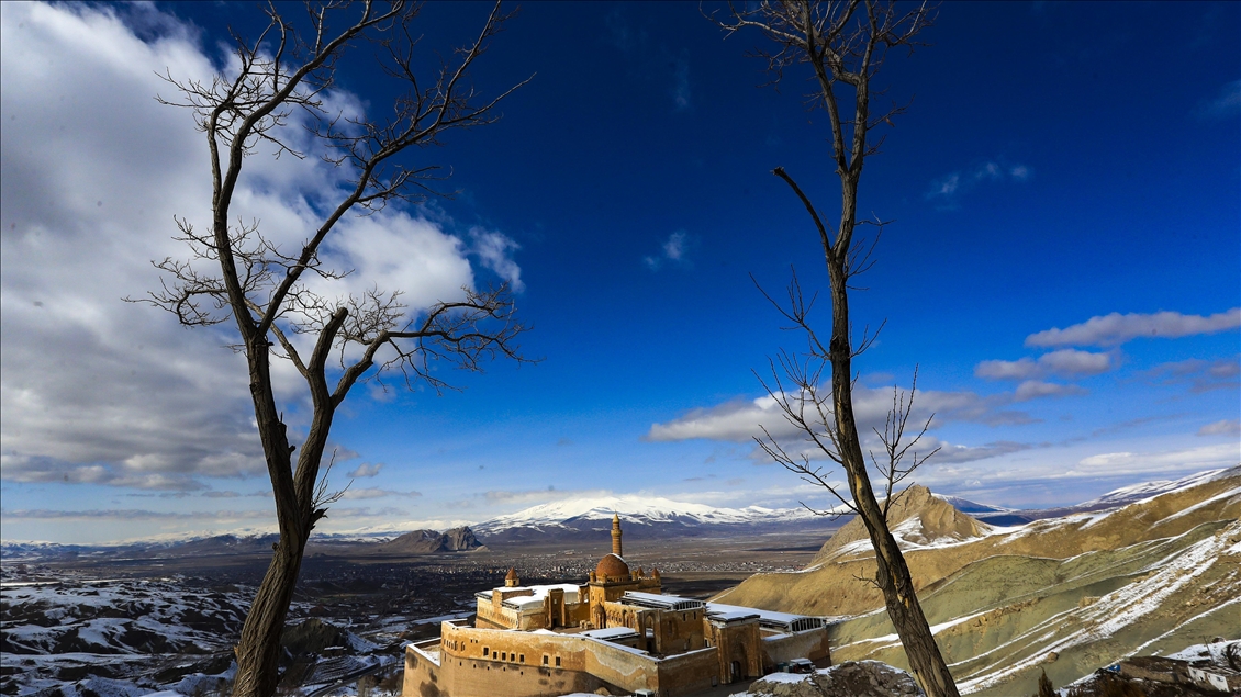 Snow blankets Turkey’s eastern Agri province