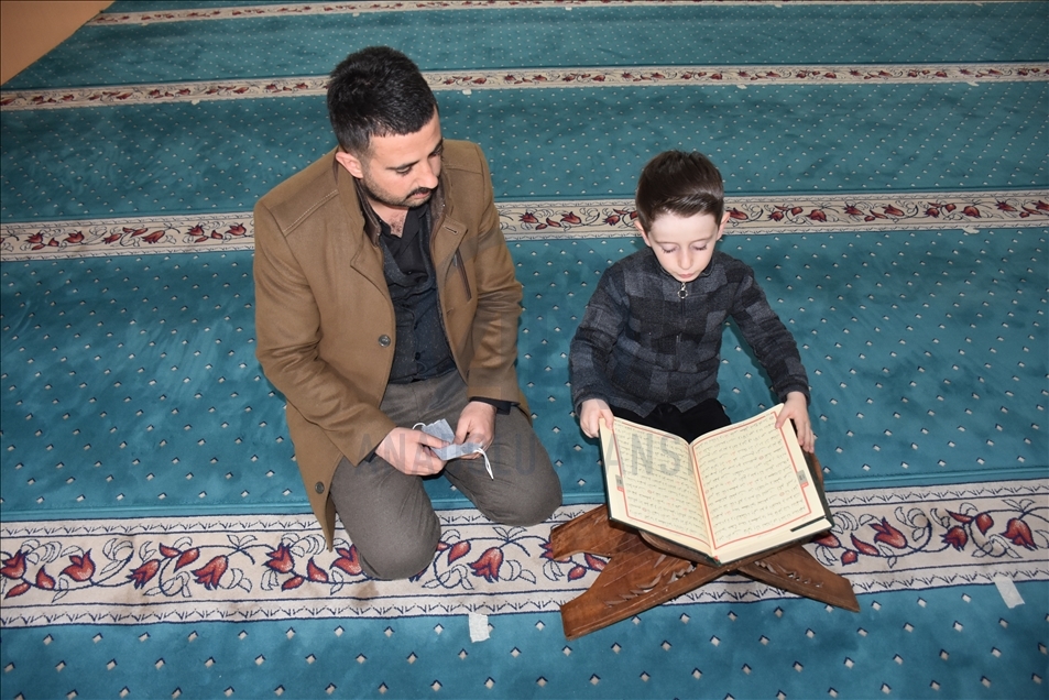 Abdulselamê 5 salî Qur'an xitim kir