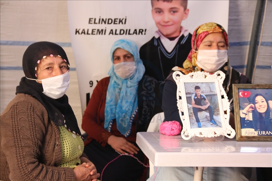 Diyarbakır annelerinden çocuklarına "Teslim ol" çağrısı