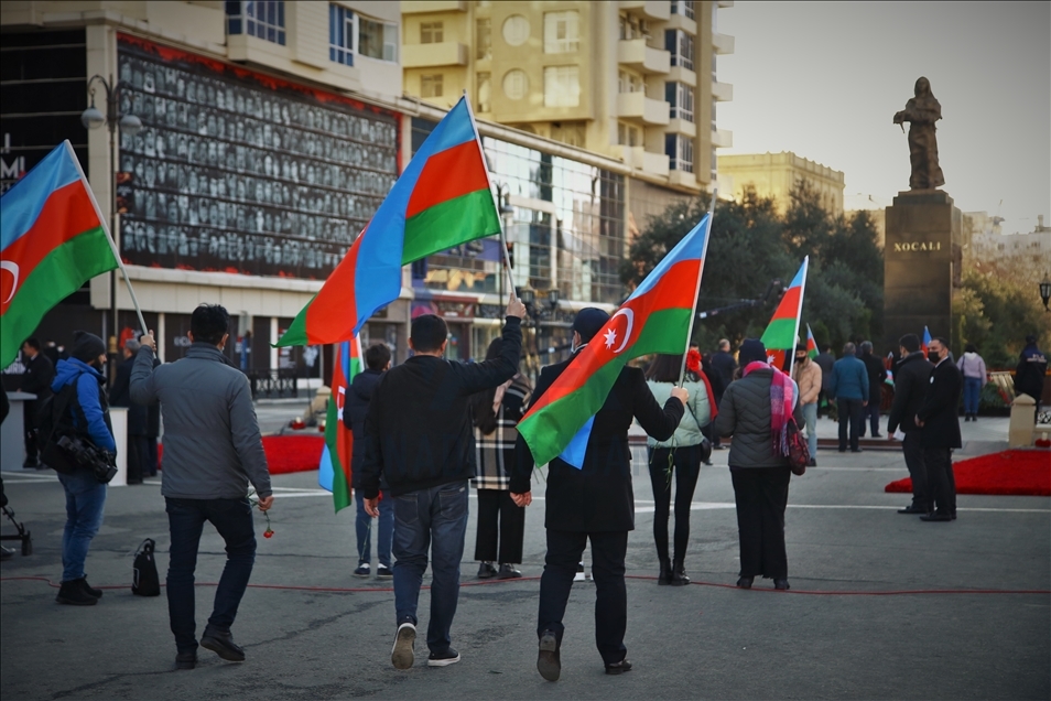 Hocalı Katliamı'nın kurbanları Bakü'de anılıyor