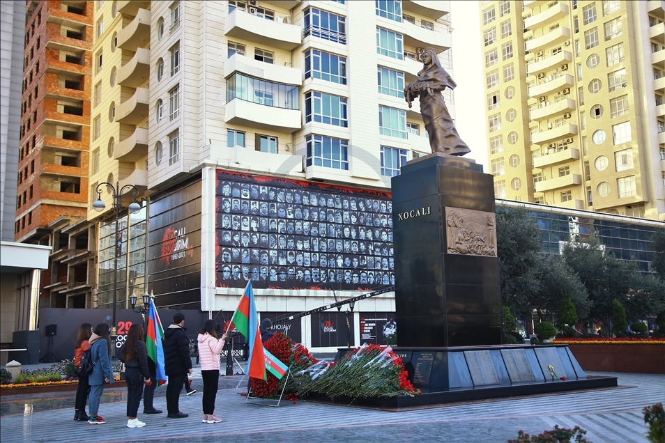 Hocalı Katliamı'nın kurbanları Bakü'de anılıyor