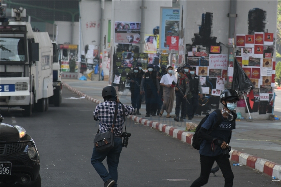 Myanmar'daki darbe karşıtı protestolar