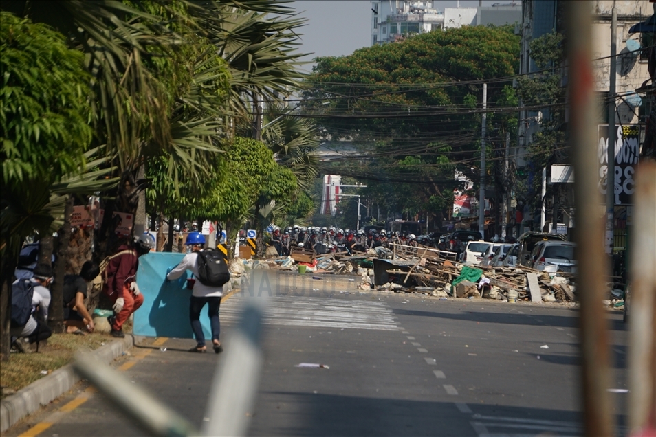 Myanmar’da darbe karşıtı gösterilerde 4 kişi öldü, çok sayıda kişi gözaltına alındı