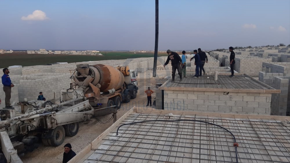" الإغاثة التركية" تقدم 300 منزلا إضافيا للنازحين شمالي سوريا