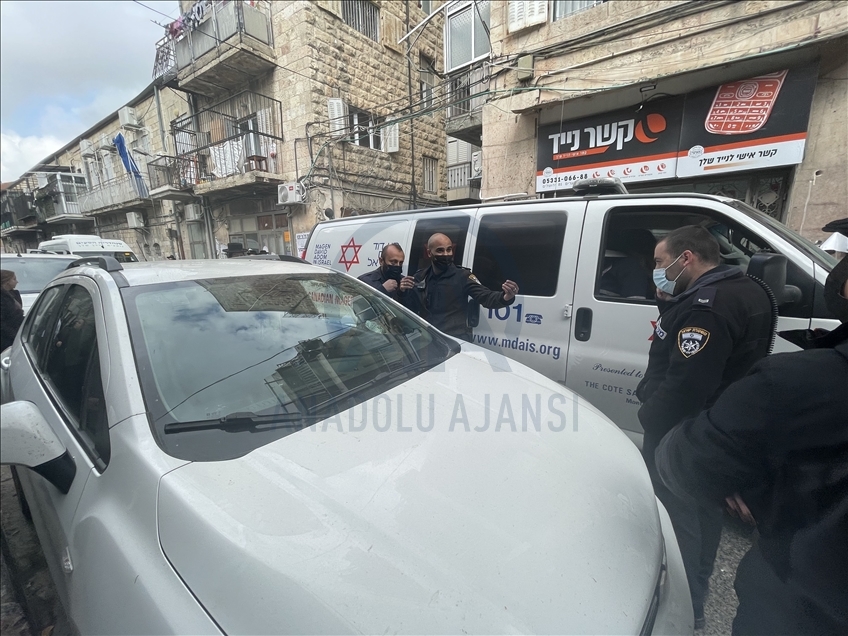 AA ekibi ve aracı Kudüs’te Ultra-Ortodoks Yahudilerin saldırısına uğradı