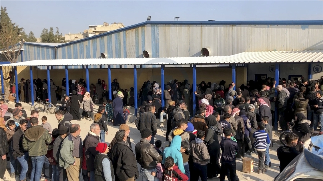 أزمة خبز "خانقة" تسود مناطق النظام السوري​​​​​​​