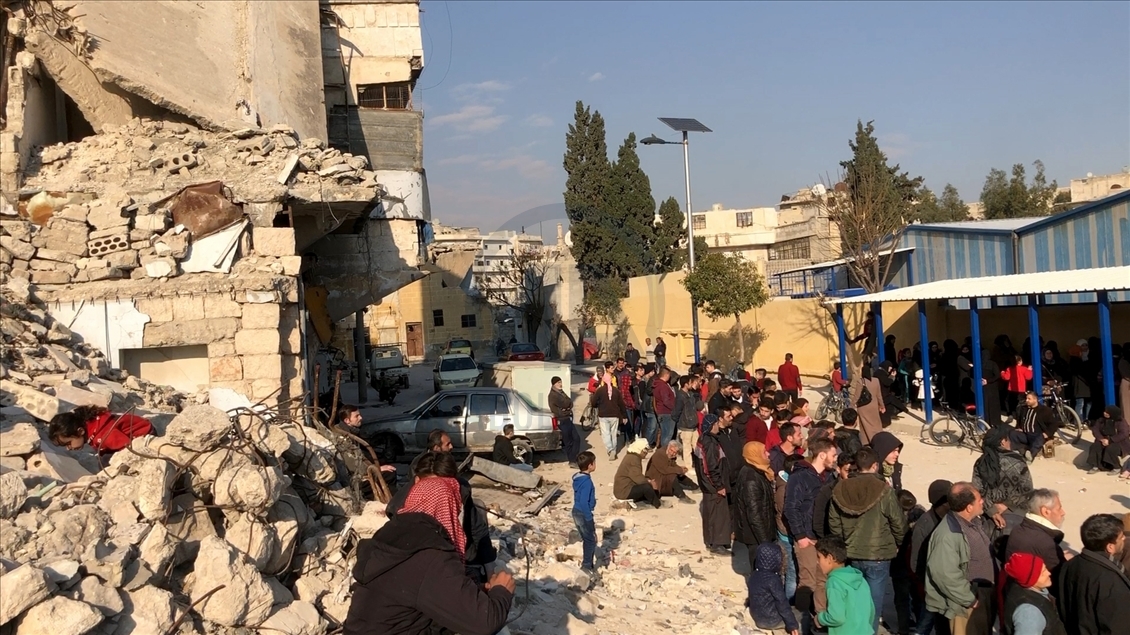 أزمة خبز "خانقة" تسود مناطق النظام السوري​​​​​​​