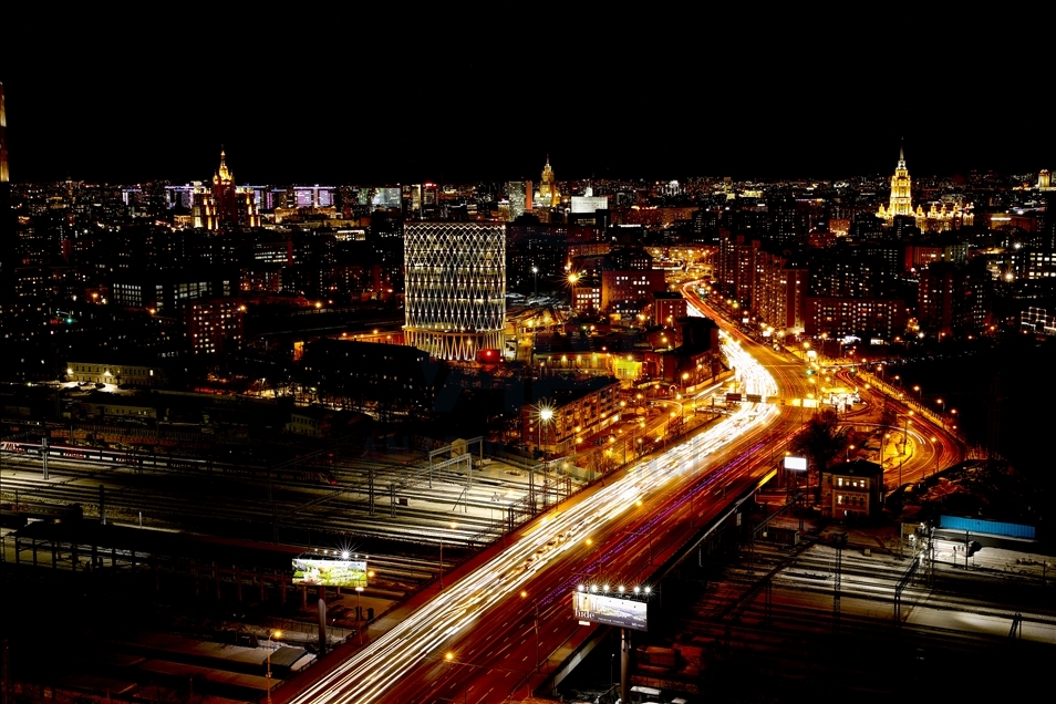 Ночная Москва в объективе «Анадолу»