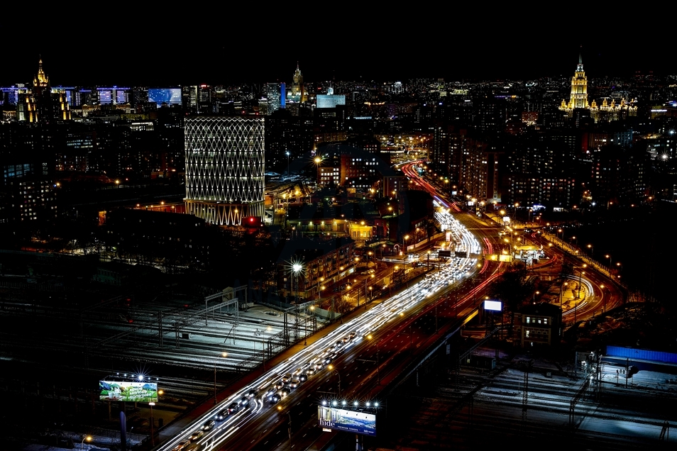 Ночная Москва в объективе «Анадолу»