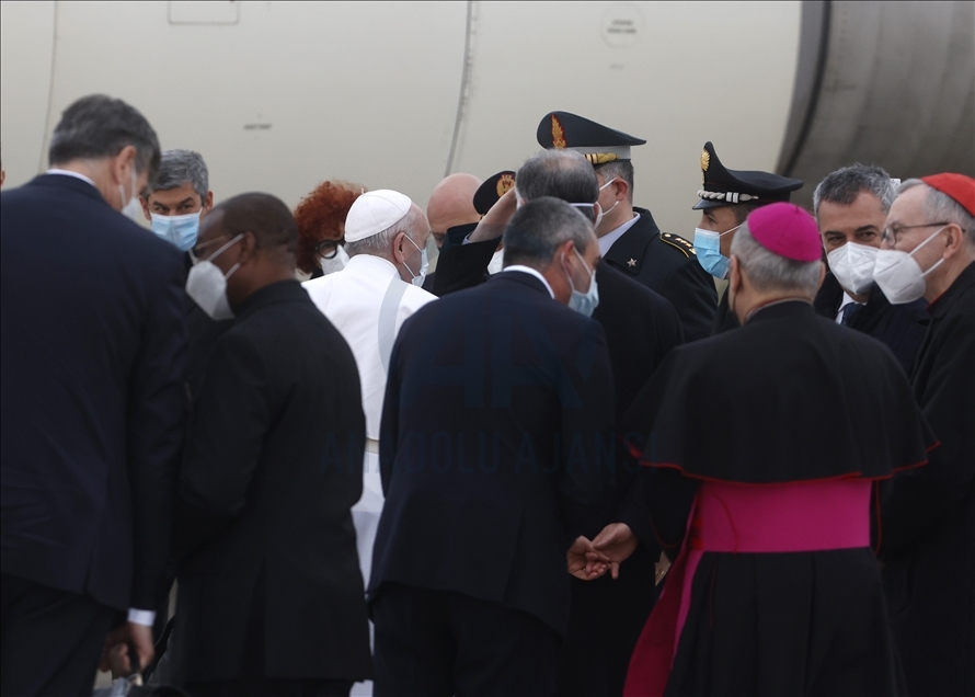 Pope Francis leaves for his trip to Iraq