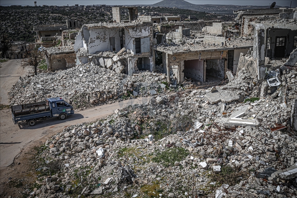 سوريا.. 282 ألف نازح عادوا لمنازلهم منذ وقف النار في إدلب