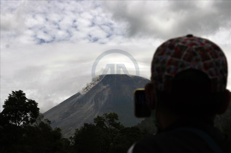 Merapi Yanardağı'nda volkanik hareketlilik