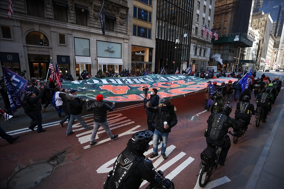 New York, policia ndërhyn ndaj grupeve mbështetëse dhe kundërshtare të Trumpit