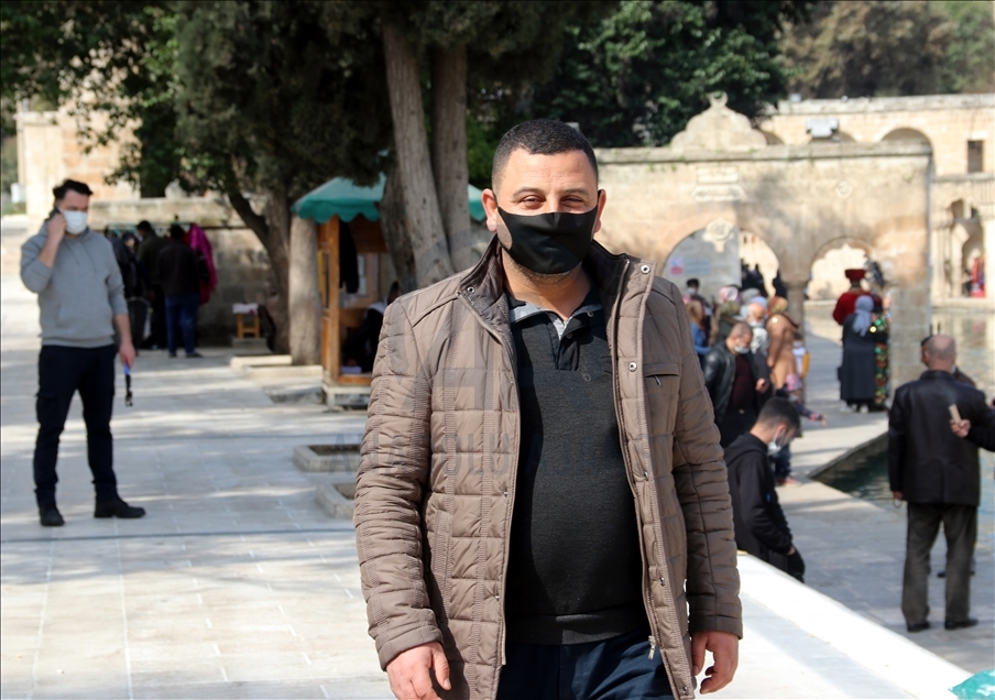 Şanlıurfa'da cadde ve sokaklarda hareketlilik yaşandı