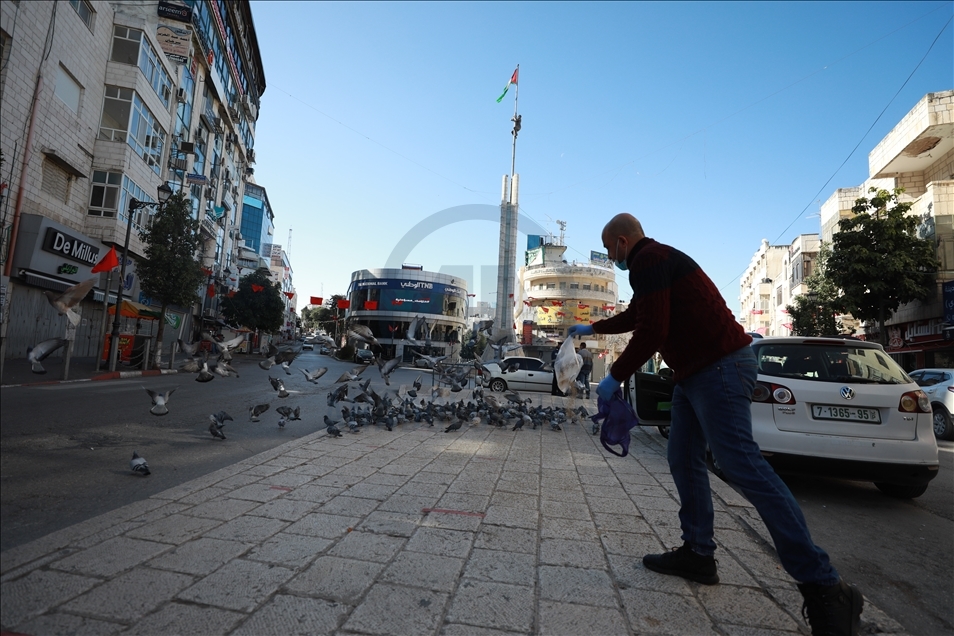 Batı Şeria’nın Ramallah kentinde Kovid-19 tedbirleri