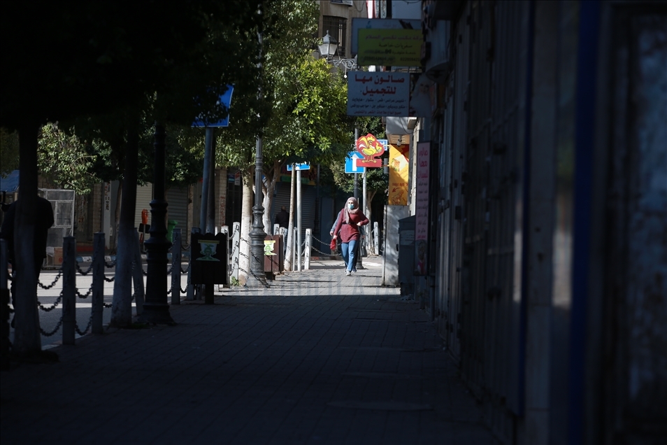 Batı Şeria’nın Ramallah kentinde Kovid-19 tedbirleri