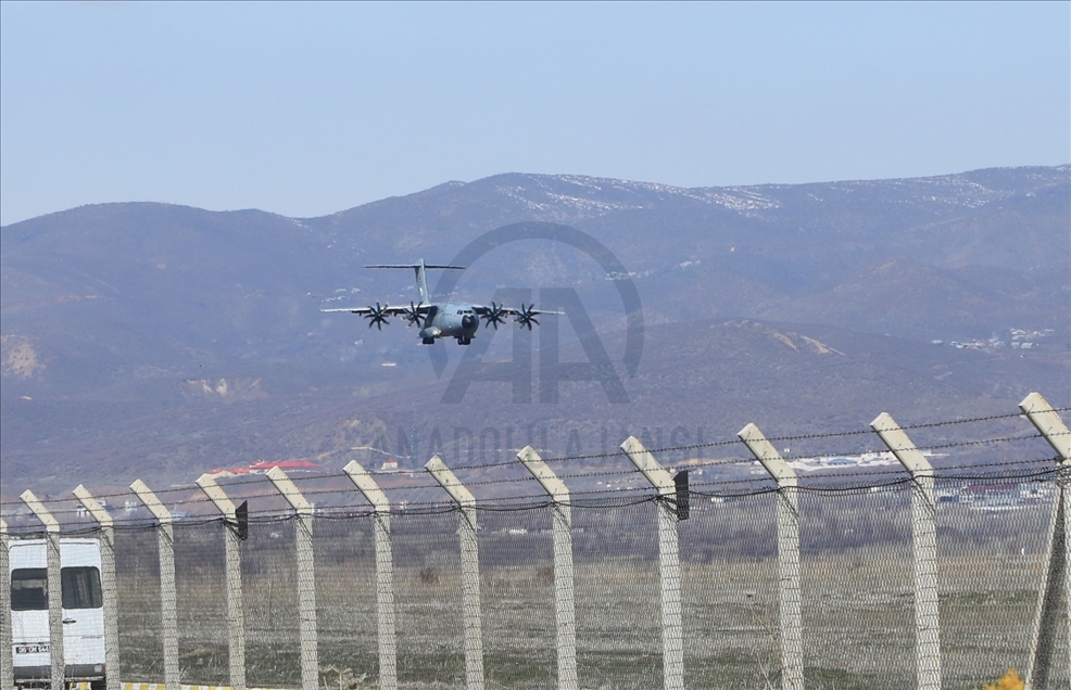 Suriye'de görev yapan 194 jandarma özel harekat personeli Bingöl'e döndü