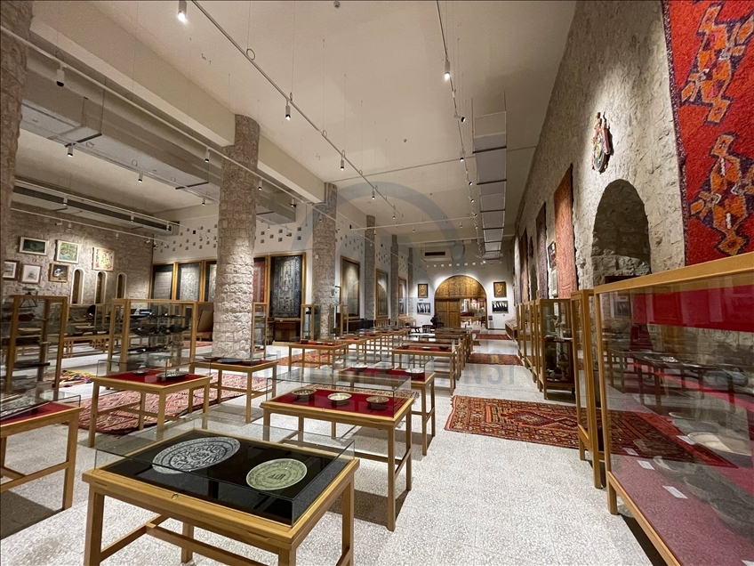 "الشيخ فيصل" في قطر.. من متحف شخصي لمعلم سياحي