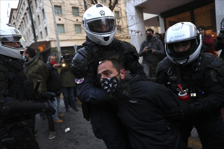 Yunanistan'da Koufontinas'a destek gösterileri