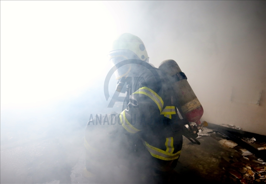 Düzce'de gerçeğini aratmayan deprem tatbikatı