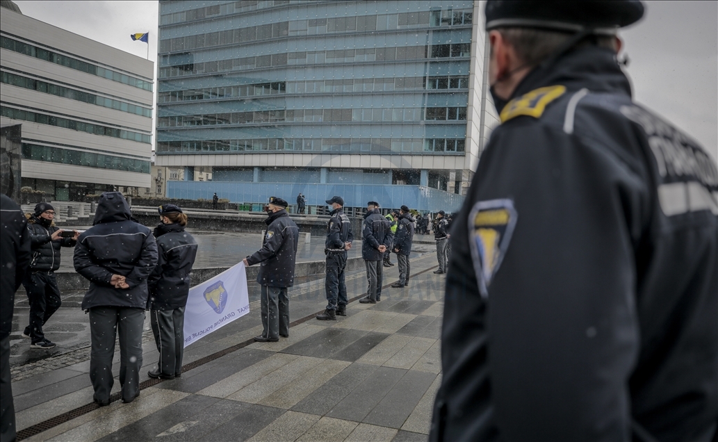 U Sarajevu održan protest uposlenika u državnim policijskim agencijama