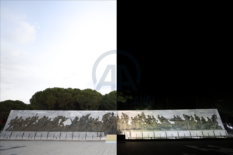 Day and night view of Canakkale Martyrs Monument