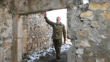 Azerbaycan Cumhurbaşkanı Aliyev, Ermenistan işgalinden kurtarılan Şuşa'yı ziyaret etti  