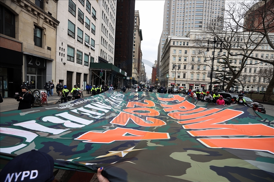 Trump supporters march on St. Patrick's Day in New York City