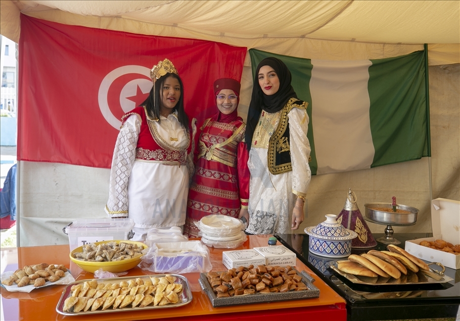 L'École Internationale turque «Maarif» de Tunis célèbre la journée nationale de l’habit traditionnel