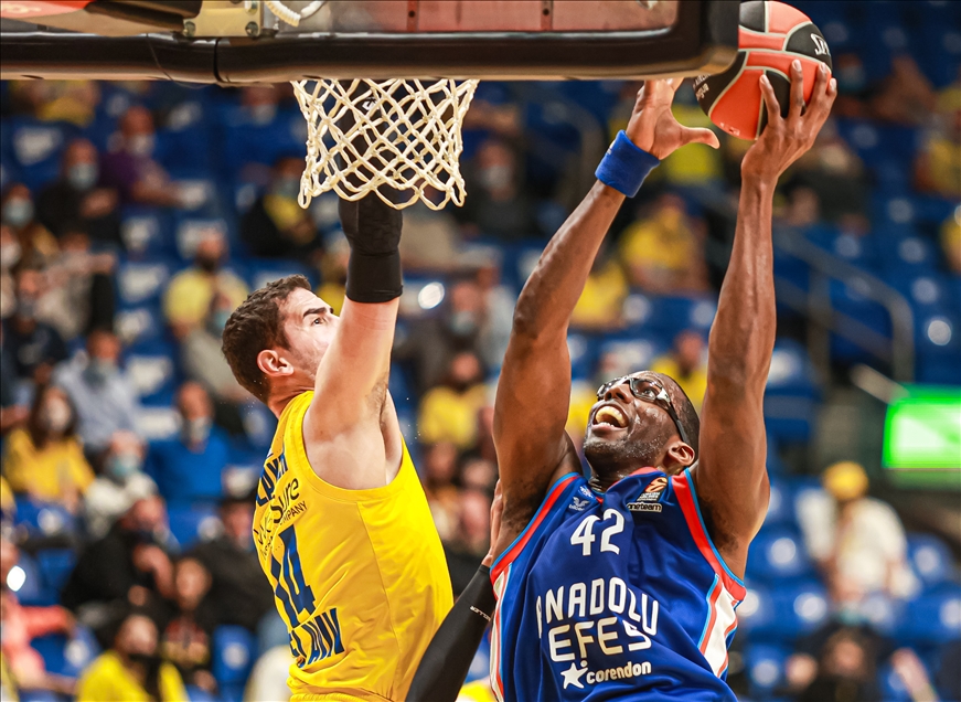 Maccabi Playtika - Anadolu Efes