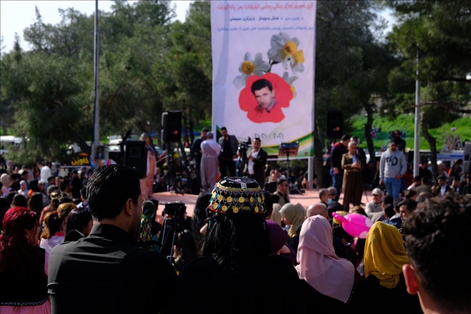 سلێمانی.. بەشداریکردنی ھاوڵاتییان لە ئاھەنگی ئاگری نەورۆز لە گردی مامەیارە