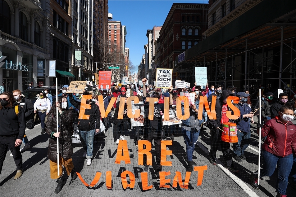 New York'ta Vali Cuomo karşıtı protesto yürüyüşü düzenlendi
