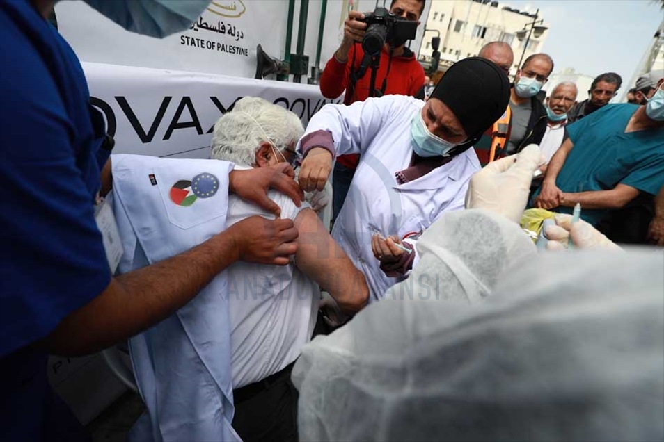 أعلن رئيس الوزراء الفلسطيني محمد ا