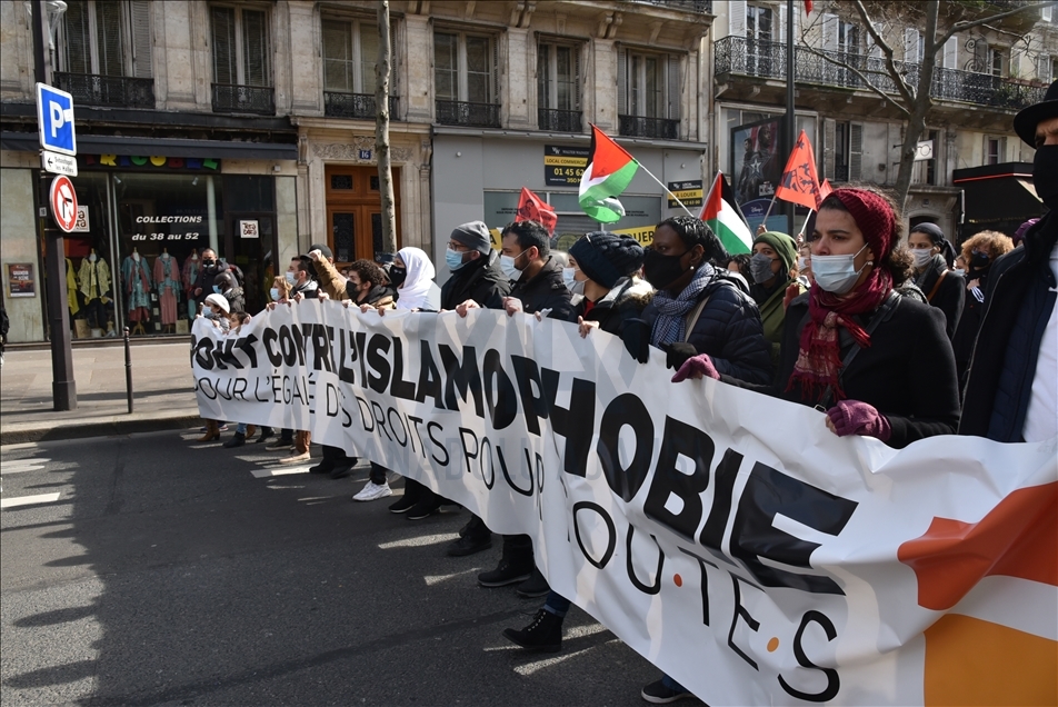 La France : les protestations contre la "loi séparatisme" se poursuivent