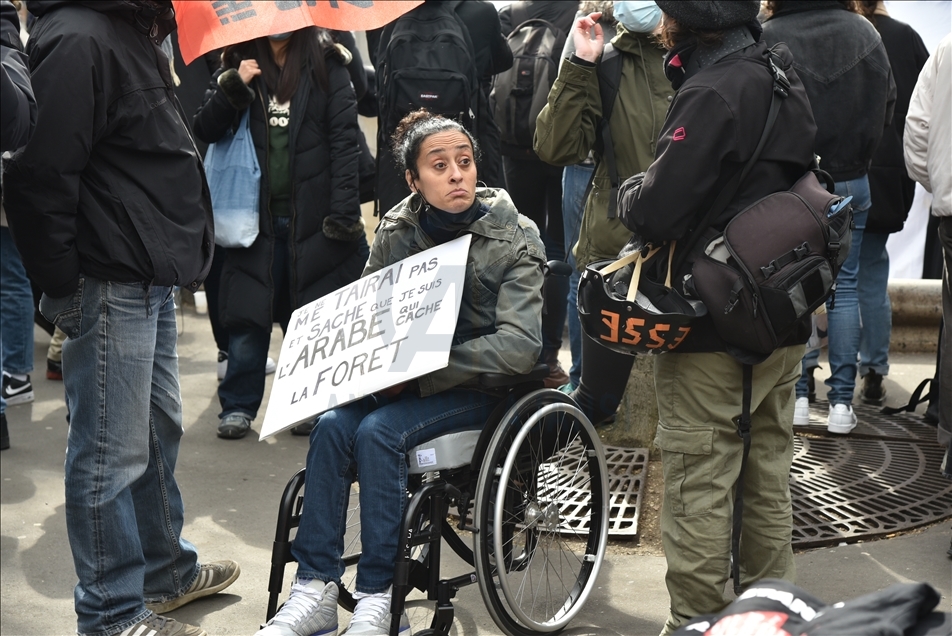 La France : les protestations contre la "loi séparatisme" se poursuivent