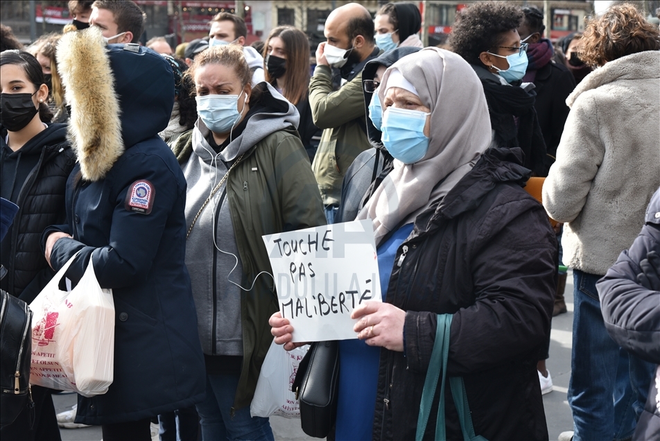 La France : les protestations contre la "loi séparatisme" se poursuivent