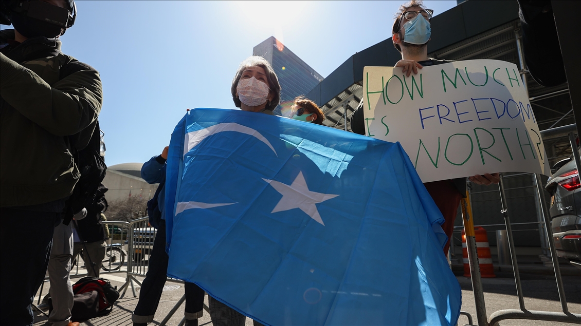 Çin'in Uygur Türklerine yönelik insan hakları ihlalleri New York'ta protesto edildi