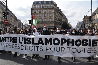 Demonstrasi menentang RUU anti-Islam di Prancis
