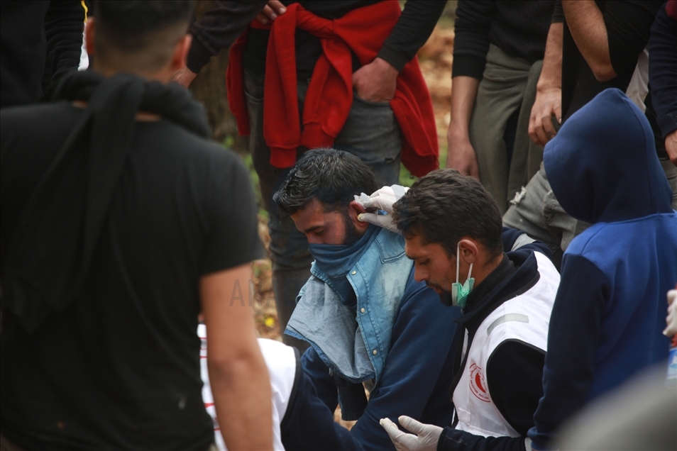 مستوطنون يقتحمون قمة جبل فلسطيني شمالي الضفة