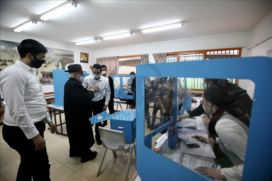 İsrailli seçmenler 2 yıl içinde dördünce kez sandık başında