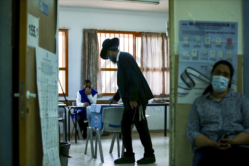 İsrailli seçmenler 2 yıl içinde dördünce kez sandık başında