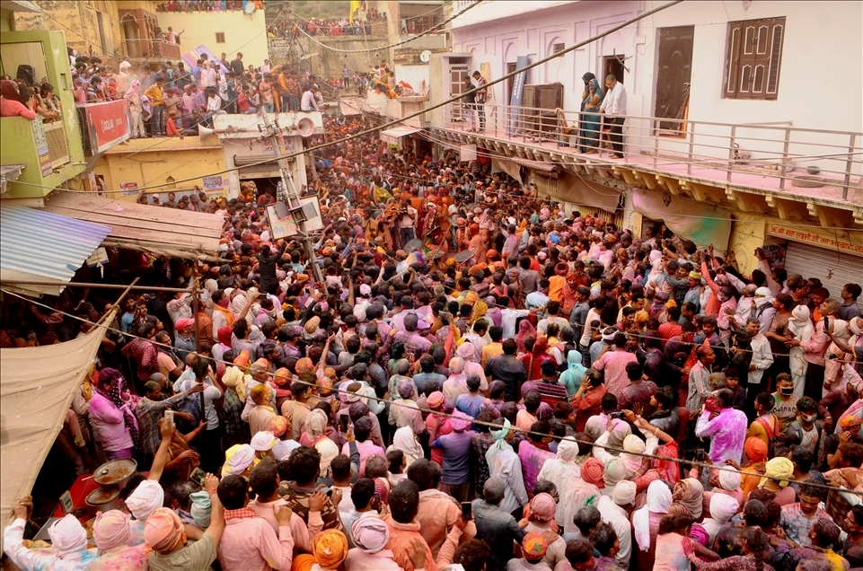 Festival Holi: Indijci slave dolazak proljeća