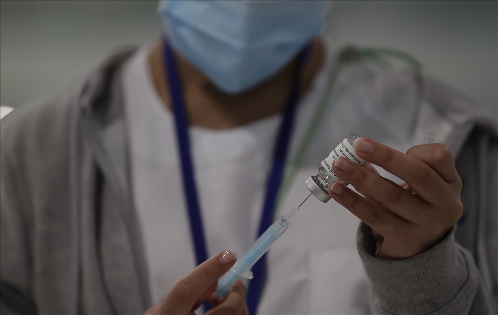 İspanya, AstraZeneca aşılarını yeniden kullanmaya başladı