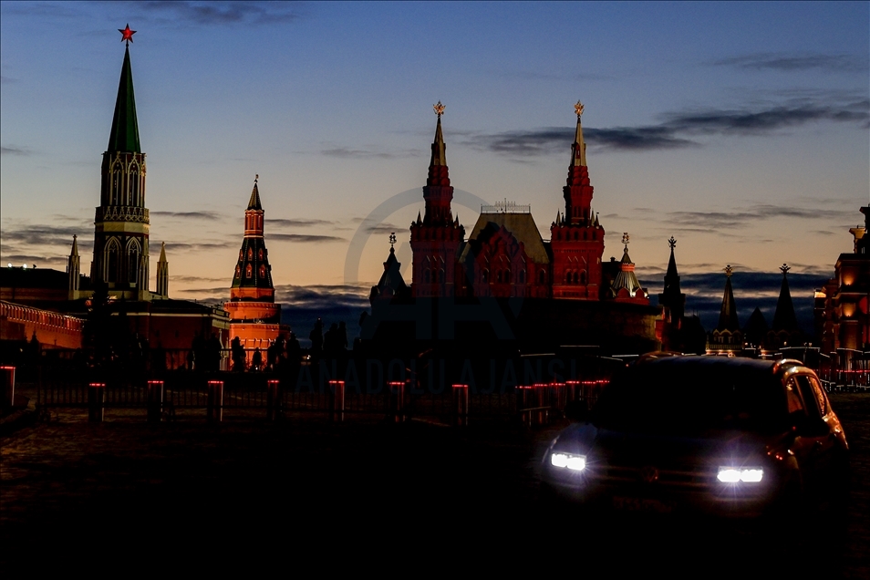 Bajkoviti zalazak sunca u Moskvi