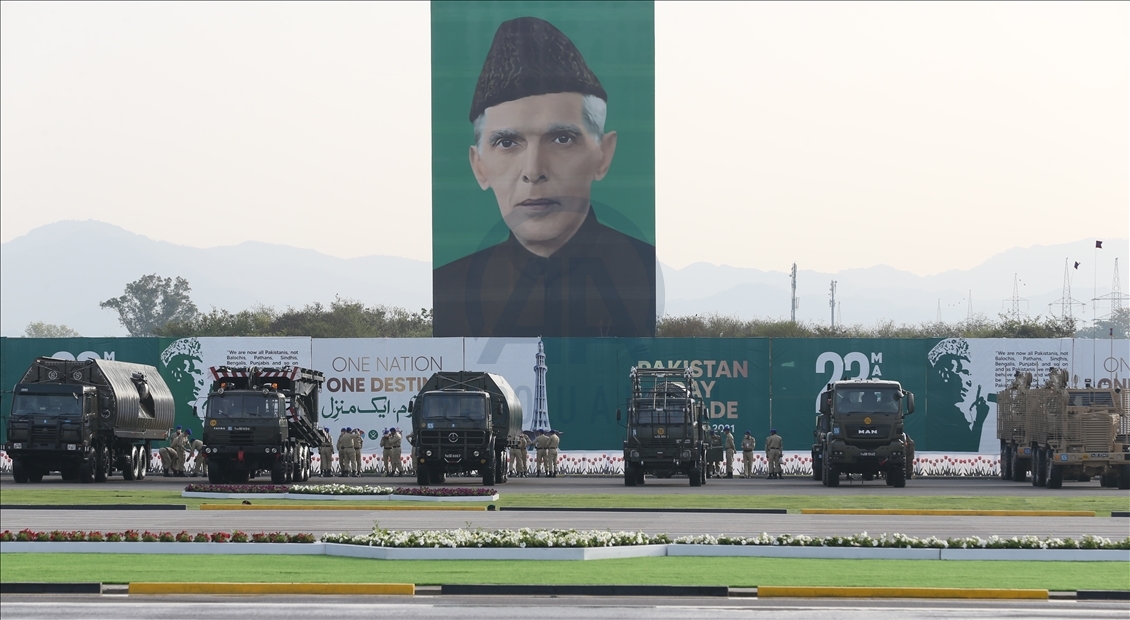 В Исламабаде прошел военный парад по случаю Дня Пакистана