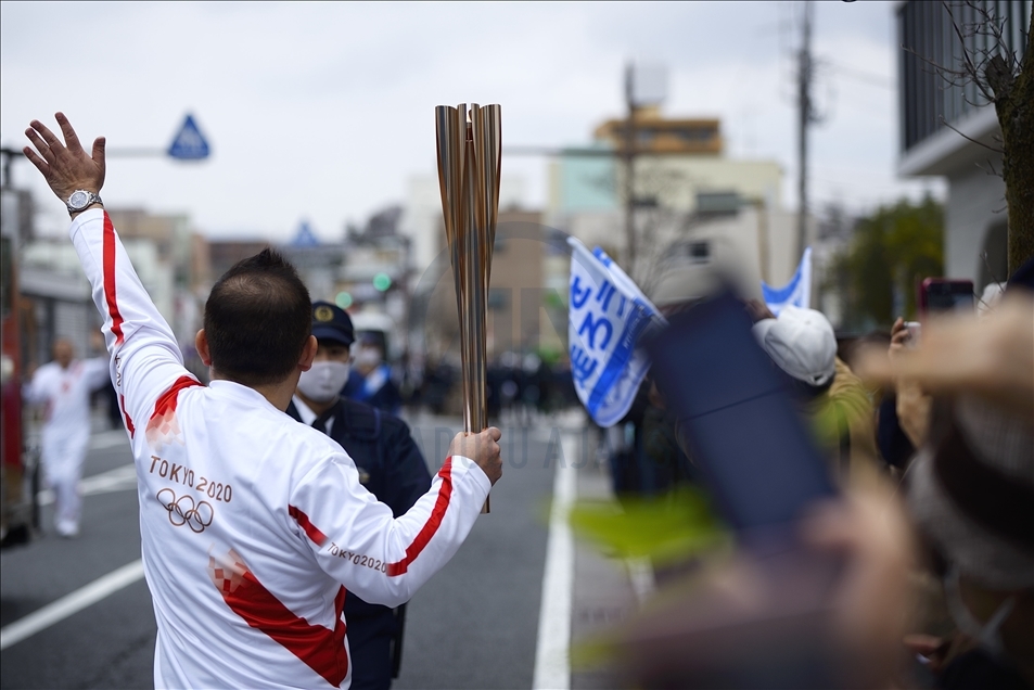 Japon : Coup d'envoi à Fukushima du relais de la flamme olympique