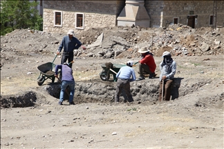 Turquie : Plus de 42 mille pièces archéologiques découvertes dans la Fort de Sivas